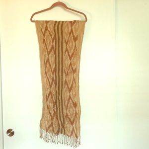 Tan-colored scarf